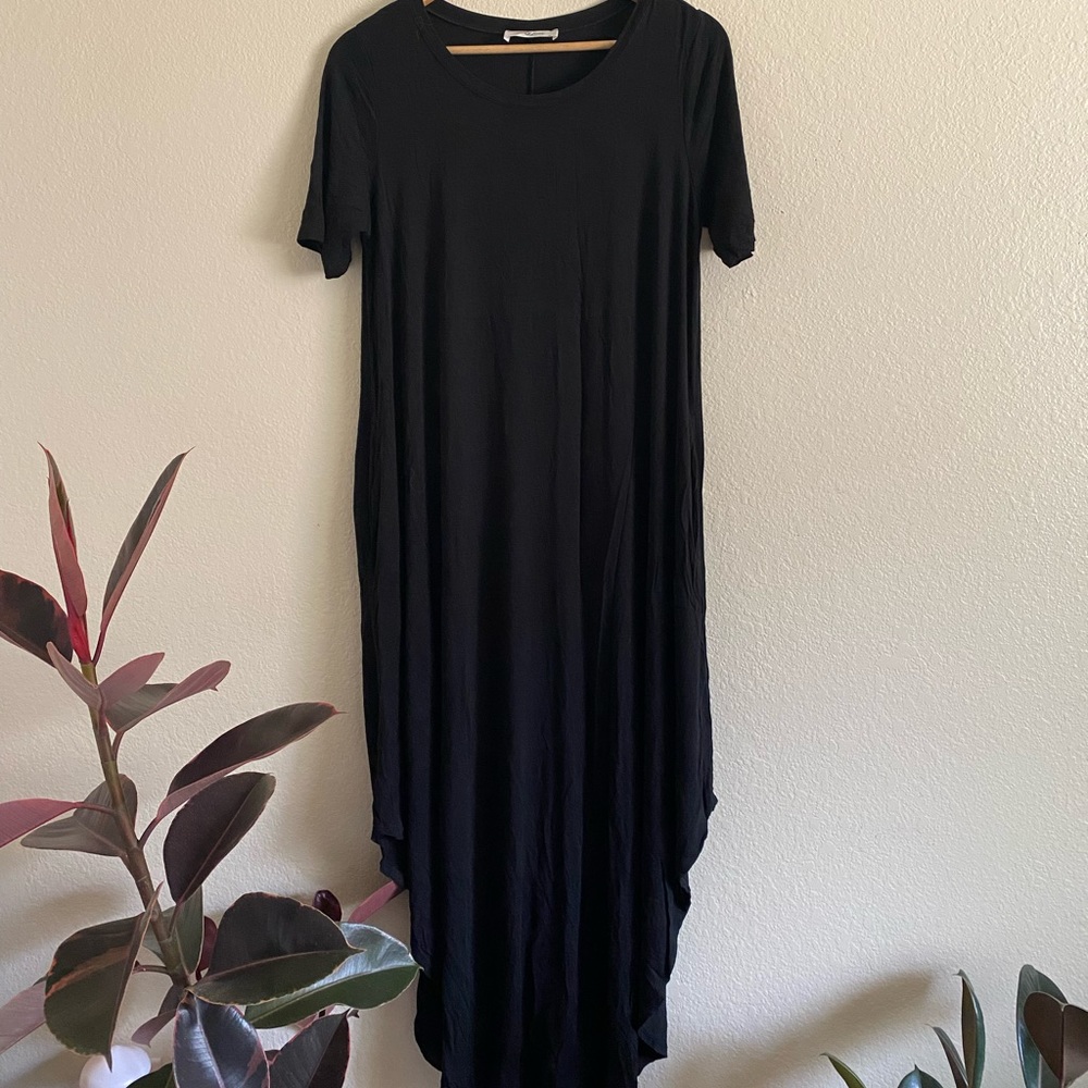 CARLY Jean Los Angeles Black Maxi Dress